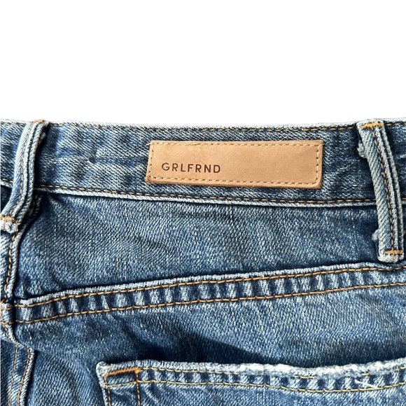 GRLFRND CASEY Button fly Flair Jeans - Picture 4 of 8